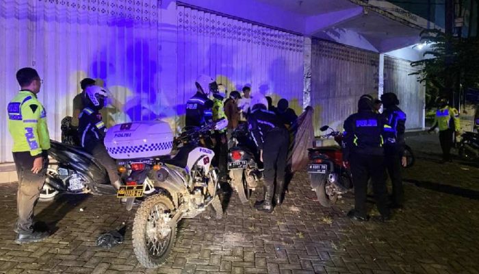 Cegah Balap Liar, Kasat Lantas Polres Sumenep Pimpin Patroli Malam