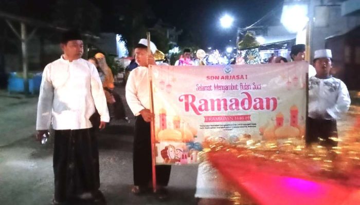 SDN Arjasa 1 Gelar Pawai Tarhib, Sambut Ramadan 1446 H dengan Semangat Kebersamaan